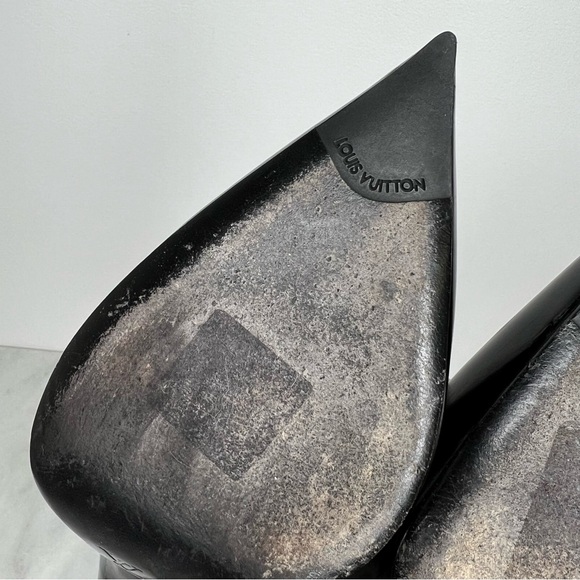 Louis Vuitton Black Smooth Leather Heeled Pumps - Picture 5 of 11